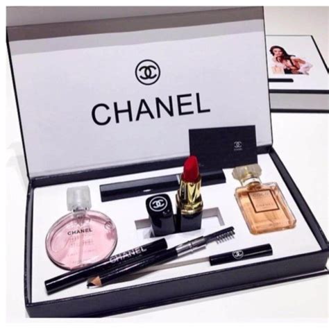 chanel set regalo|Chanel gift sets.